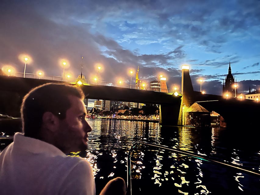Frankfurt: Private Romantic Skyline Boat Tour - Is $293 good value for two?
