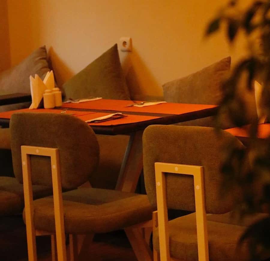 From Marrakech: Rooftop Dinner & Romantic Medina Views - Service that can make a special evening better