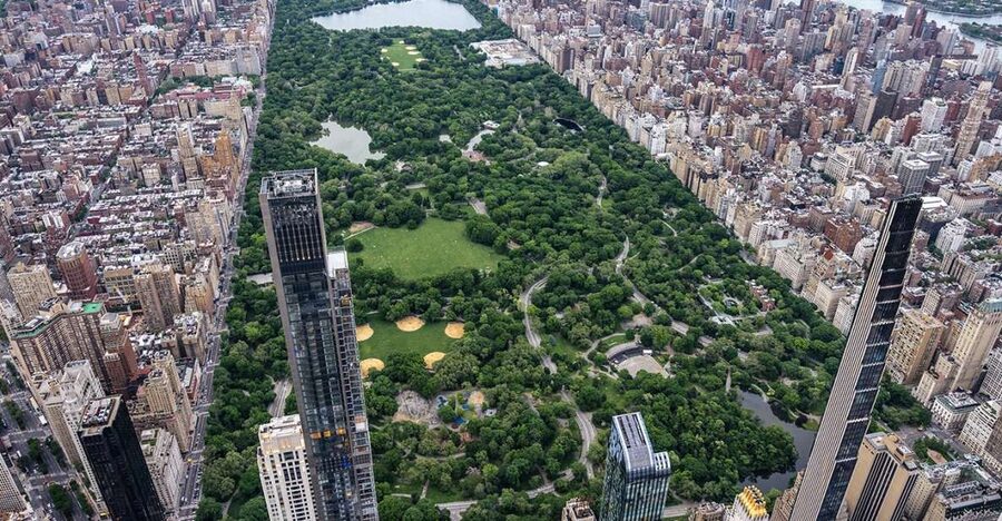 From Westchester: NYC Private Helicopter Tour for Couples - Who gets the best value from this experience?