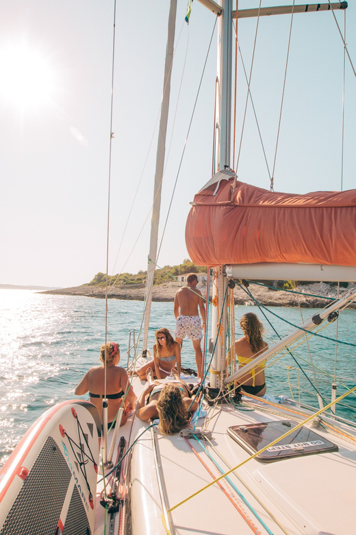 From Zadar: Romantic Sunset Sailboat Tour - Key points to know before you book