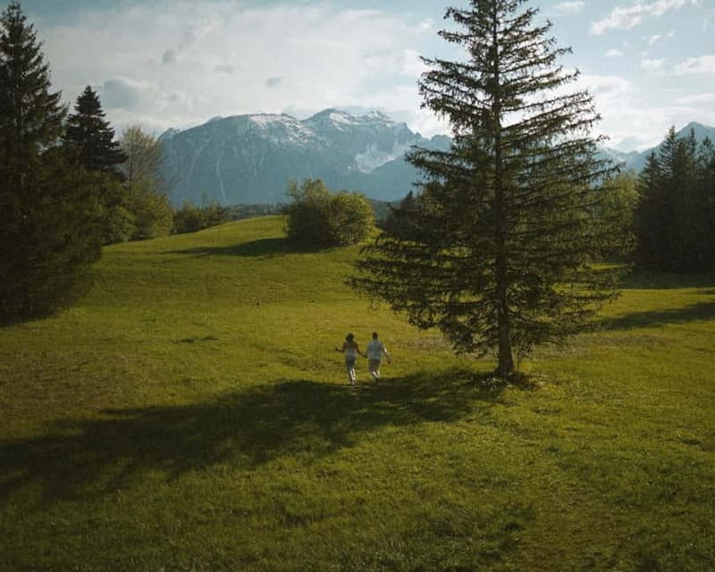 Füssen & Schwangau: Private Photoshoot Couples, Solo & Group - From the Meeting Point to the First Frame