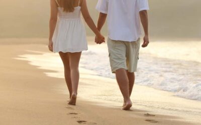 Grand Bay: Honeymoon/Lovers Sunset Tour with Romantic Dinner