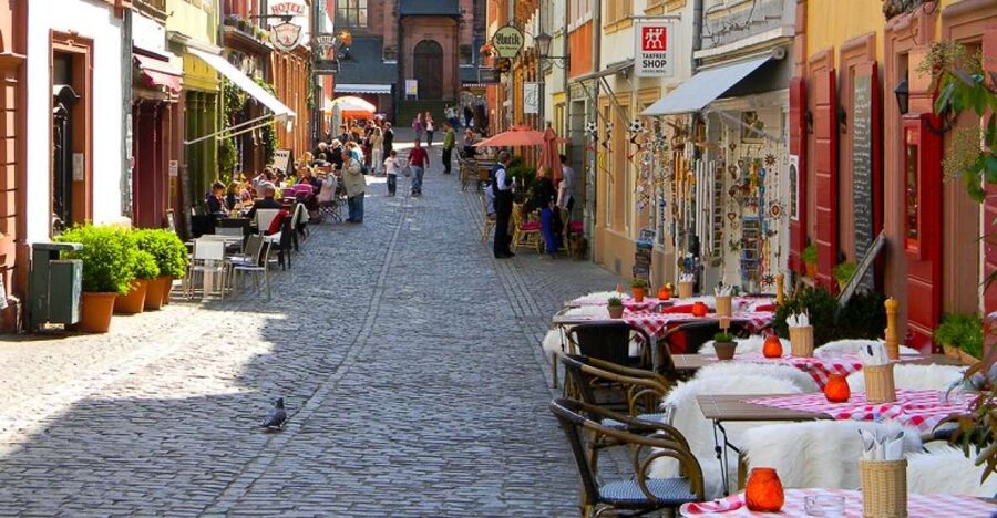 Heidelberg: City of Romance 2-Hour Walking Tour - The Alte Brücke and its River Neckar views