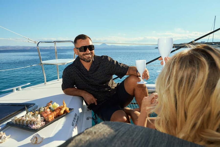 Heraklion: Dia Island Romantic Sunset Cruise with Wine - Meeting the catamaran at Heraklion Marina