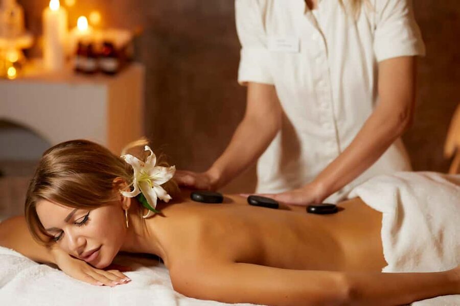 Imerovigli: Aromatherapy Couples’ Massage - Why this massage fits a Santorini departure day