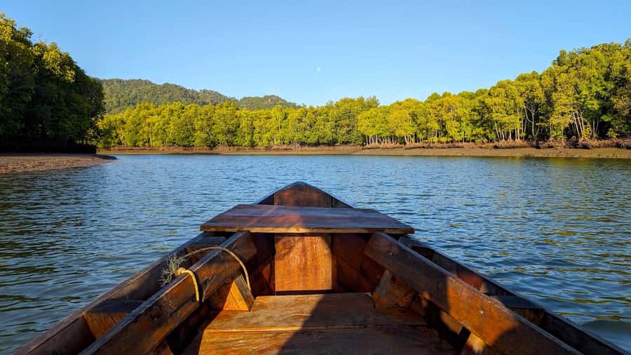 Koh Lanta: Romantic Sunrise Private Gondola Tour - Looking for macaques and smaller wildlife