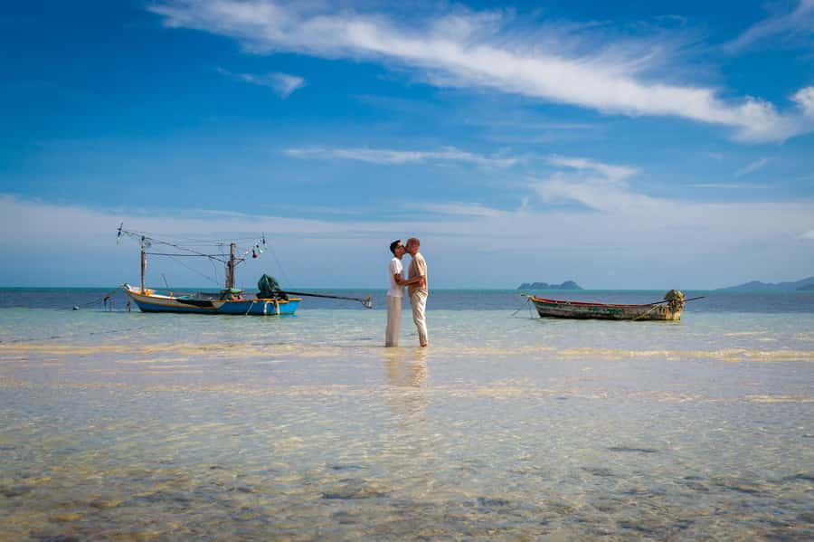 Koh Samui: Private Photoshoot for Couples & Families - Choosing between beaches, viewpoints, and waterfalls
