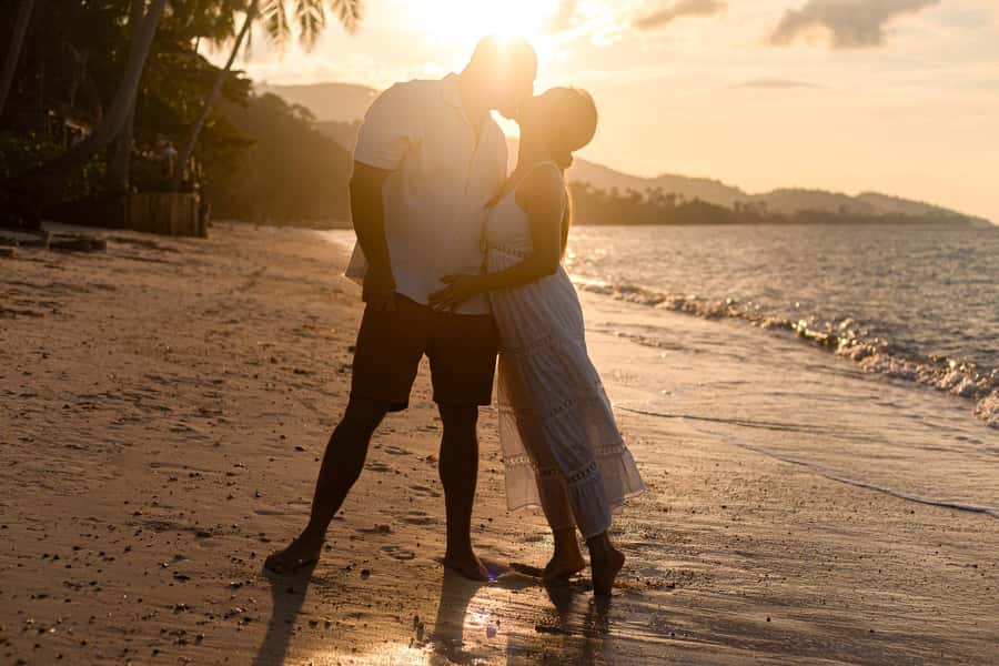 Koh Samui: Private Photoshoot for Couples & Families - What happens during the one to two-hour session