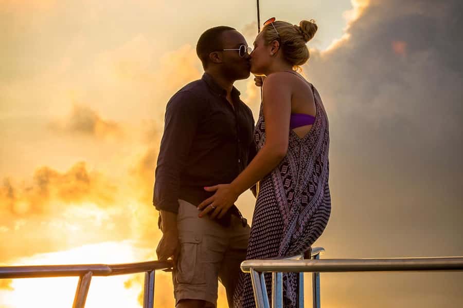 Koh Samui: Red Baron Romantic Sunset Dinner Cruise - Som Island and the first Gulf views