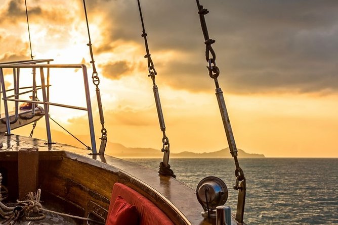 Koh Samui Romantic Sunset Cruise Tour By Red Baron Chinese Sailboat - Dinner, fruit, drinks, and the sunset cocktail