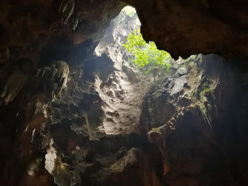Krabi: Khao Khanab Nam Caves Tour with Romantic Boat Ride - Who will enjoy this Krabi tour most?