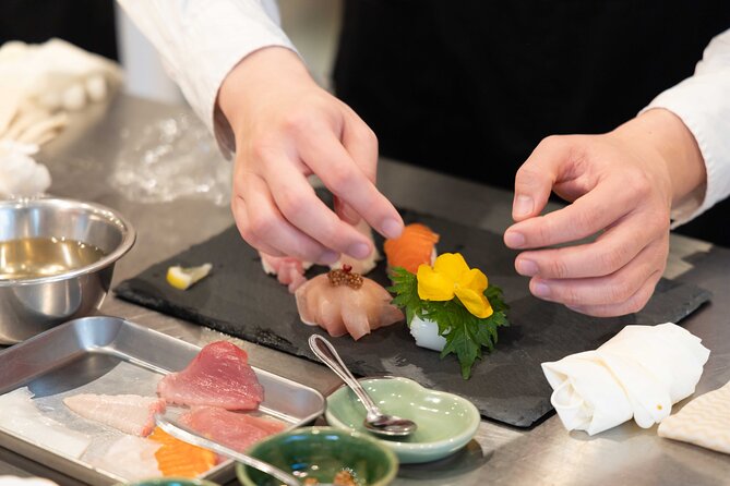 Kyoto: Enjoy Sushi & Market Tour! Best for Family & Couple! - Four things to know before you book