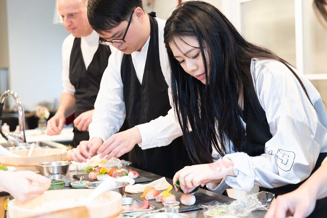 Kyoto: Enjoy Sushi & Market Tour! Best for Family & Couple! - Starting near Kyoto Station, Shijo, Gion, and Kiyomizu-dera