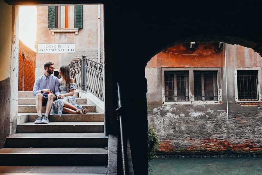 LAND & GONDOLA PHOTOSHOOTING - Rialto: the final land stop before the water