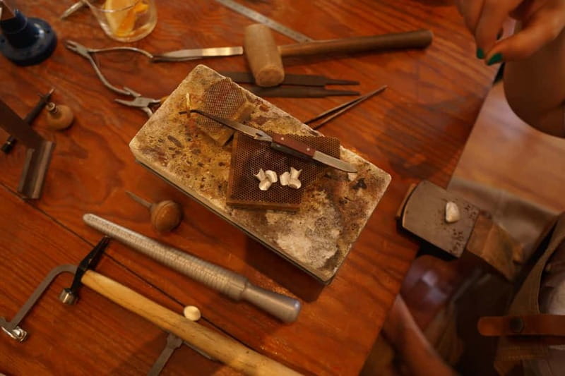 Lisbon: Couples’ Silver Jewelry Workshop with Local Artisans - Who Will Enjoy This Most