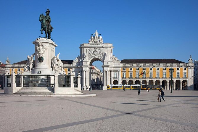Lisbon Trendy Downtown - From Romantic Chic to Postmodern Glamour - The quick facts that matter most