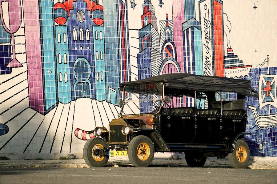 Lisbon: Vintage vehicle replica Romantic Private Tour - The view from São Pedro de Alcântara