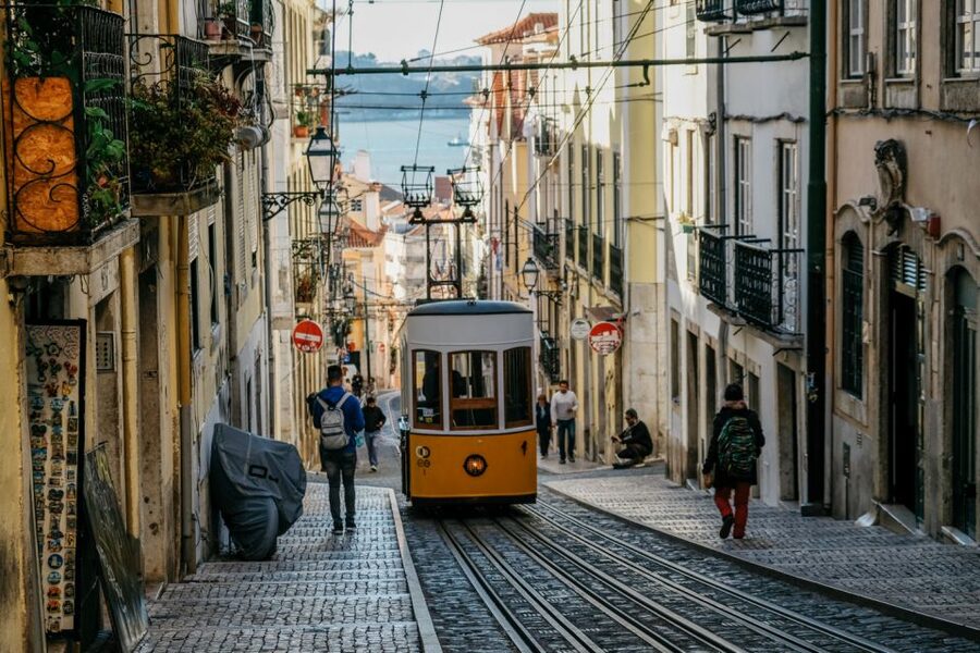 Lisbon: Vintage vehicle replica Romantic Private Tour - Is $114 a fair price for up to four people?