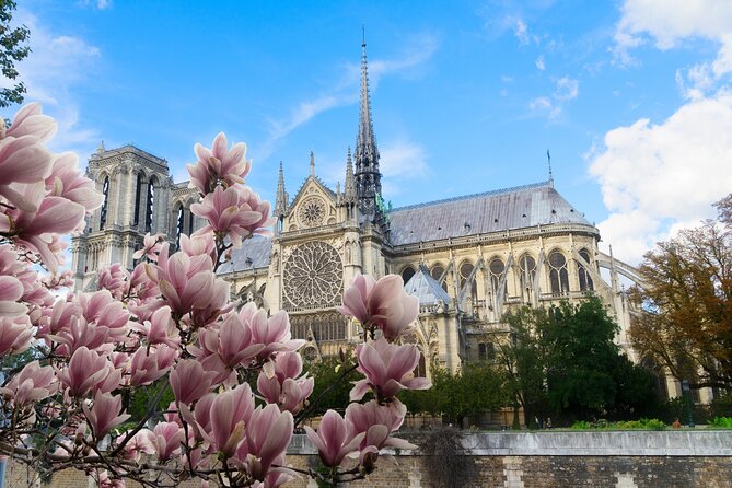 Live, Laugh, Love Along the Seine: Self-Guided Romantic Tour - Saint-Germain-des-Prés and the oldest chapter