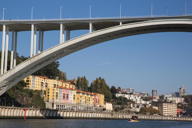 Love in Porto: Self-Guided Romantic Puzzle Walk - Key points at a glance