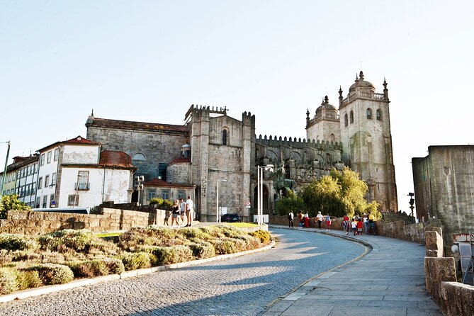 Love in Porto: Self-Guided Romantic Puzzle Walk - Antiga Cadeia da Relação brings Porto’s past into the game