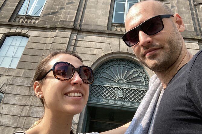 Love in Porto: Self-Guided Romantic Puzzle Walk - Starting near Fonte dos Leões