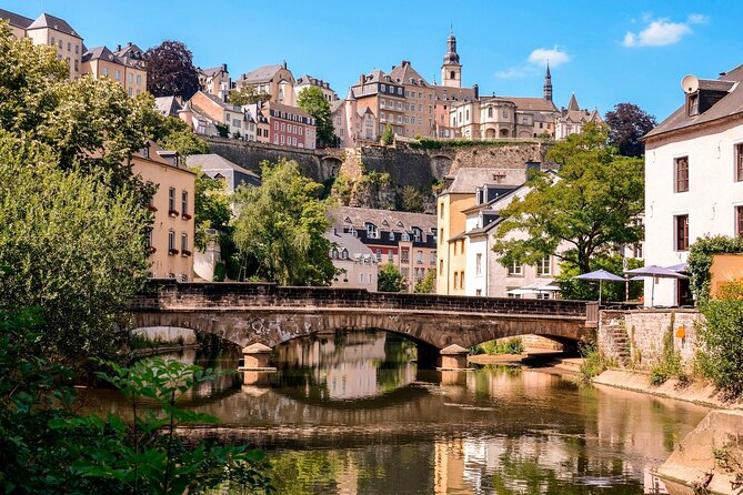 Luxembourg City Romantic Game: Walking Tour & Scavenger Hunt - Starting beside Pont Adolphe