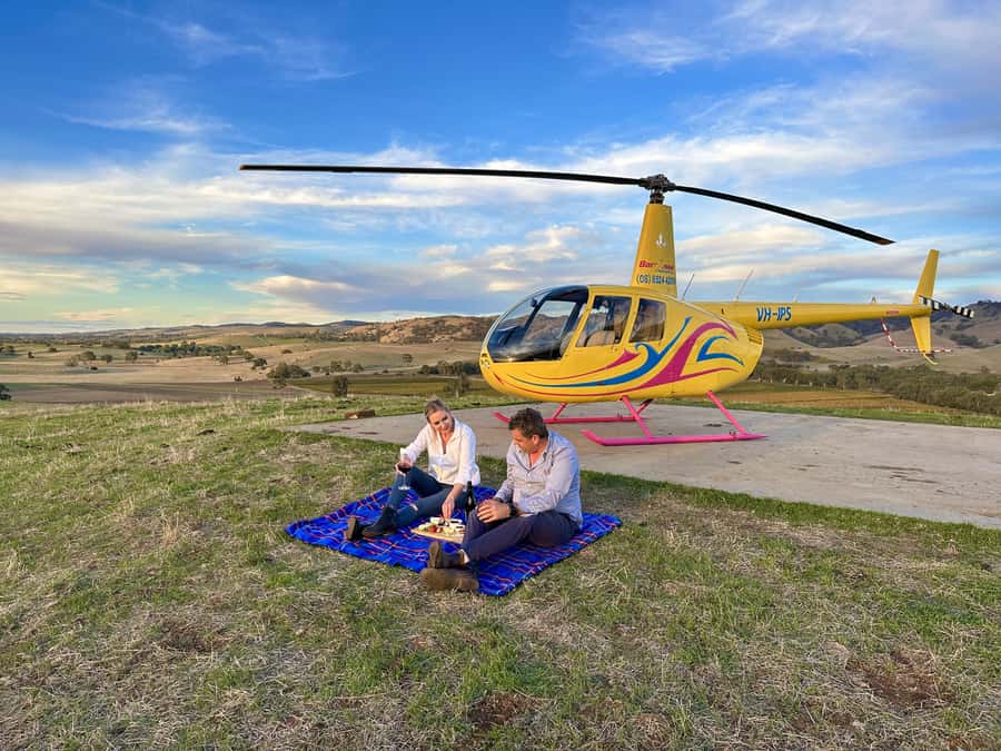 Lyndoch: Barossa Valley Helicopter Flight & Romantic Picnic - Starting at Barossa Helicopters in Lyndoch
