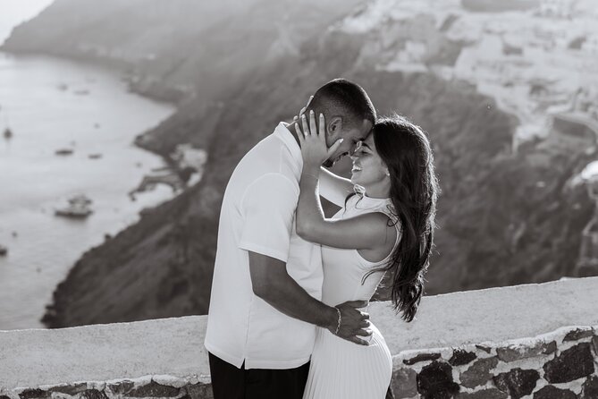 Magical Proposal Photoshoot In Santorini - Who should book this experience