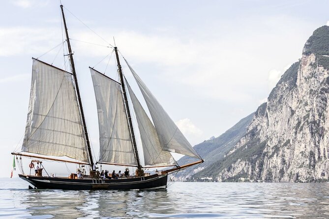 Malcesine: Sunset Romantic Cruise - Key points to know before sailing