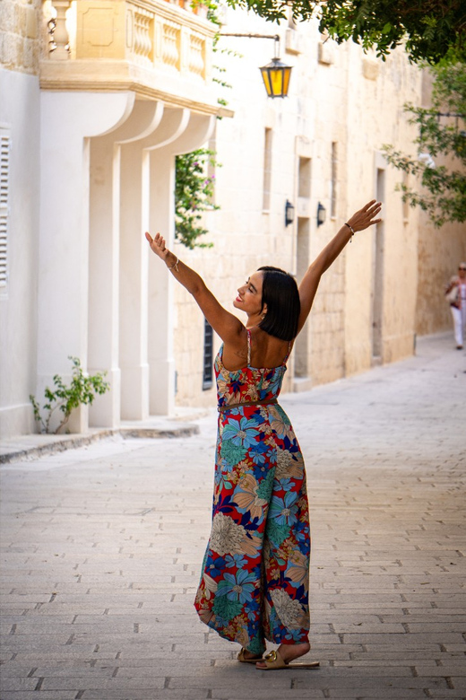 Malta: Romantic Couples Photoshoot - Booking flexibility and practical limits