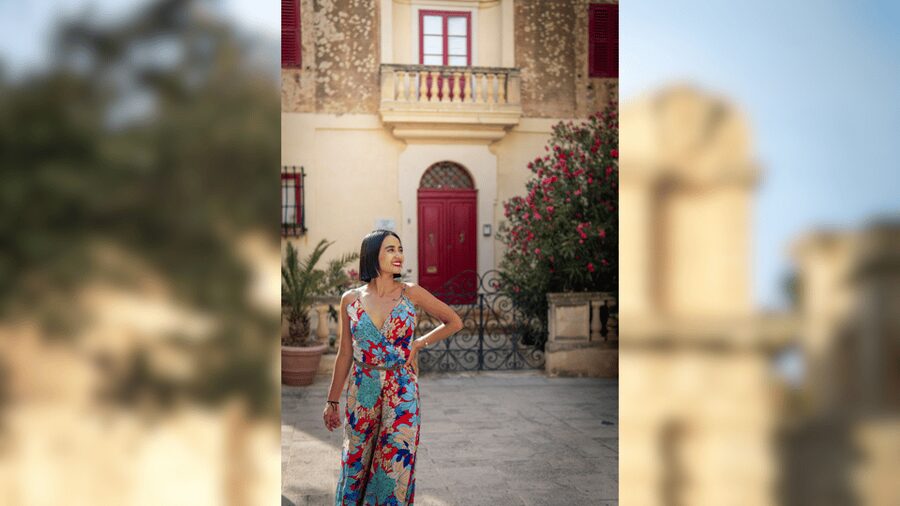Malta: Romantic Couples Photoshoot - Choosing Mdina, Valletta, or the coast