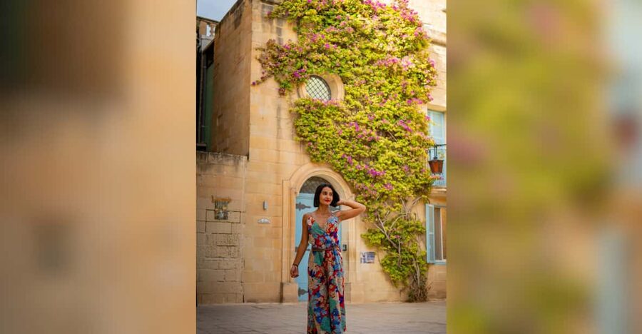 Malta: Romantic Couples Photoshoot - Starting at Mdina Gate