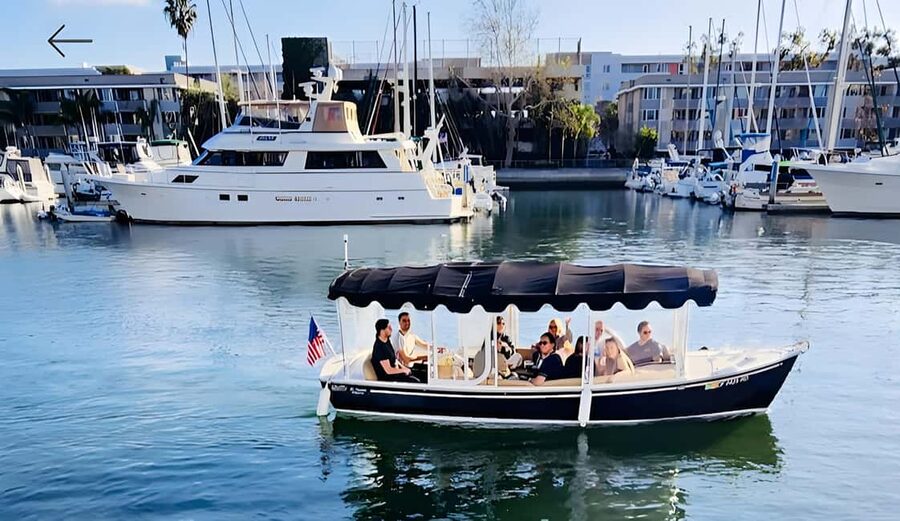 Marina Del Rey: A Romantic Boat Cruise with Sushi & Wine - A calm cruise past yachts and waterfront homes