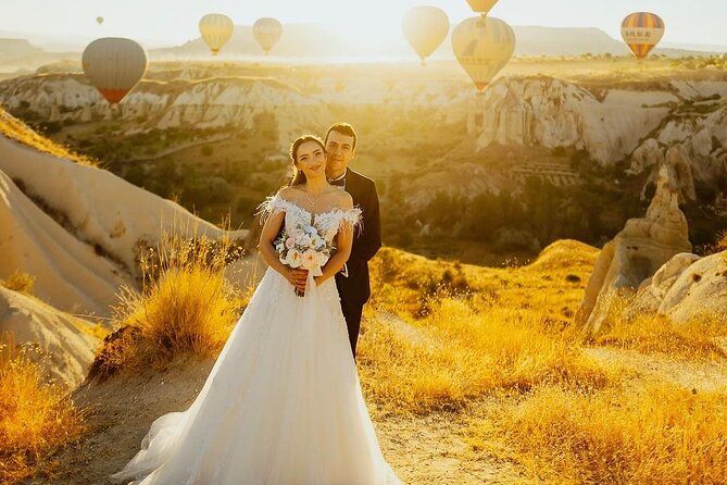 Marriage Proposal and Photoshoot in Cappadocia with Balloon view - Why Love Valley makes a strong proposal setting