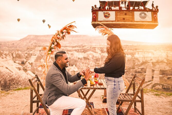 Marriage Proposal and Photoshoot in Cappadocia with Balloon view - The photographer can make or break the result