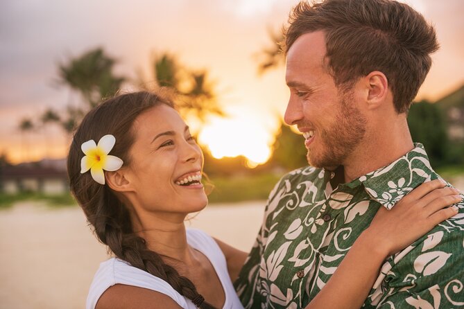 Maui Professional Photographer Couples and Families - Photo viewing and delivery after the session