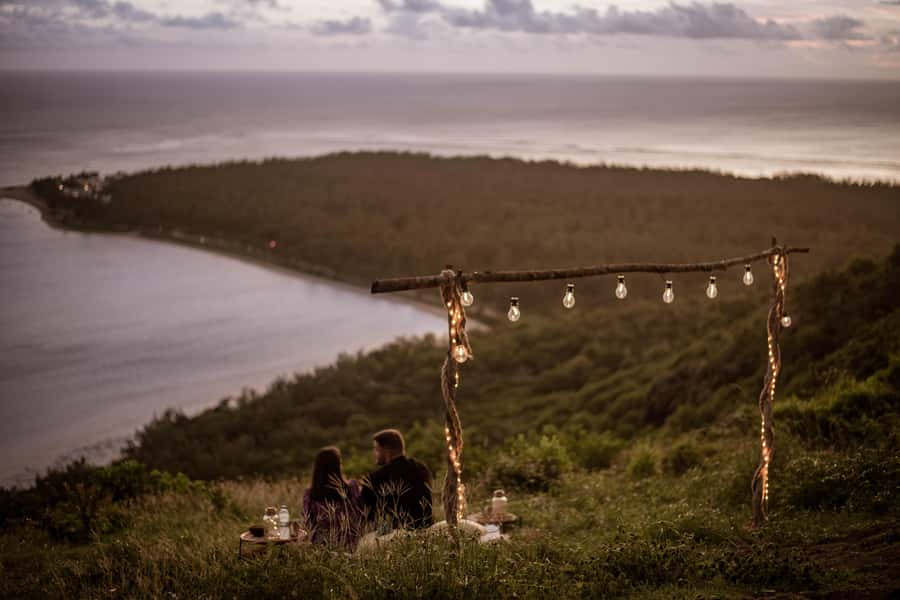 Mauritius: Exclusive Le Morne Sunset Hike & Aperitivo - The aperitivo with Mauritian snacks and drinks