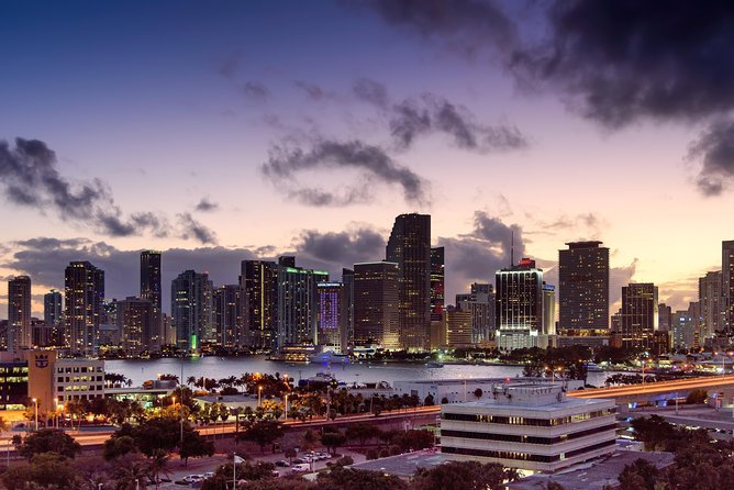 Miami Beach: Private Romantic Luxury Airplane Tour With Champagne - The Venetian Islands and Palm Island