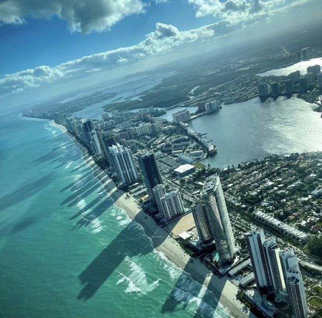 Miami: Romantic 1-Hour Private Flight Tour with Champagne - Key points to know before booking