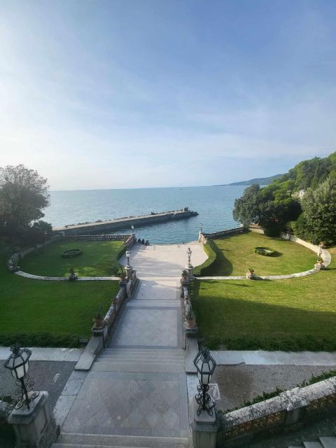 Miramare: The most romantic, beautiful and sad castle. - Walking through the man-made gardens