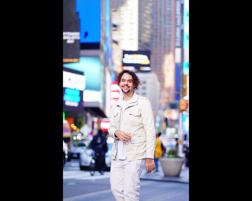 New York City: Solo or Couples Photoshoot in Times Square! - Custom Locations Beyond Midtown