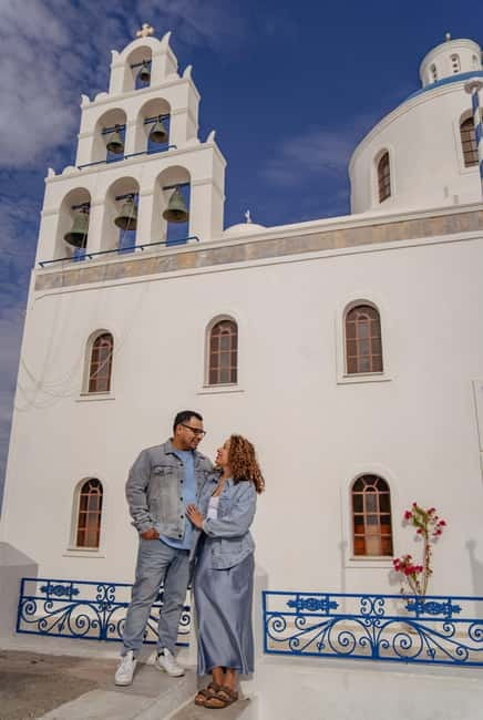 Oia: Couple Photoshoot Seprate Entrance to Blue Dome - Price, group size, and overall value