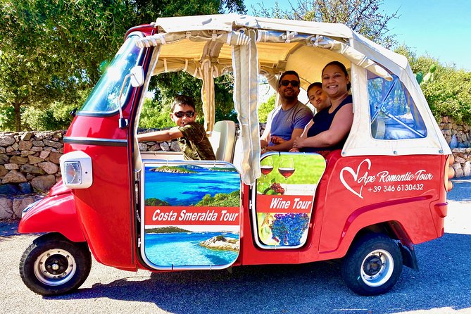 Olbia : Private Romantic Tuk-Tuk Tour - The audio guide: useful, but not personal