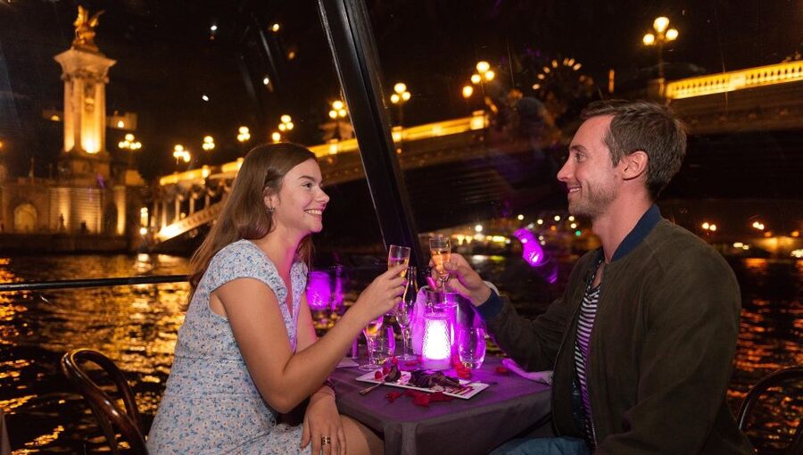 Paris: Bastille Day Dinner Cruise on the Seine River - Key points to know before booking