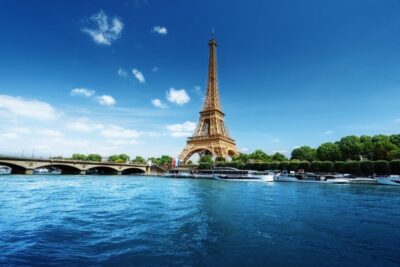 Romantic Cruise with 3-course Dinner on Seine River
