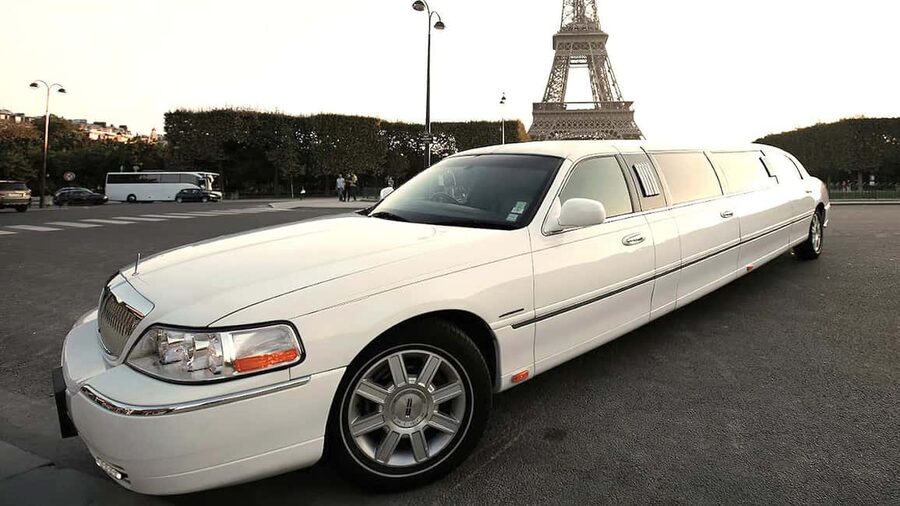 Paris: Romantic Limousine Tour - Key points to know before booking