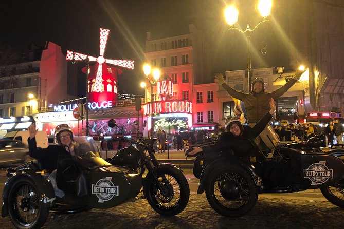 Paris Romantic & Private Tour By Night on a Sidecar Ural - The Eiffel Tower at the right hour