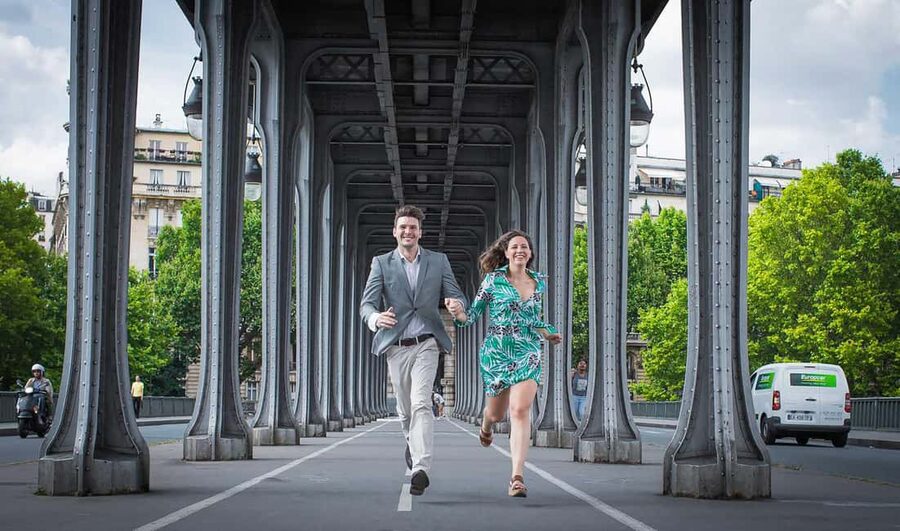 Parisian Proposal Perfection. Photography/Reels & Planning - Who should book this experience?