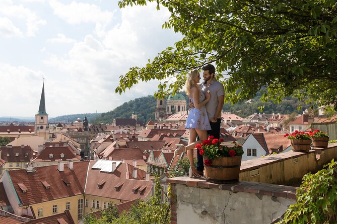 Photo Shoot for couple in Prague - Key points to know before booking